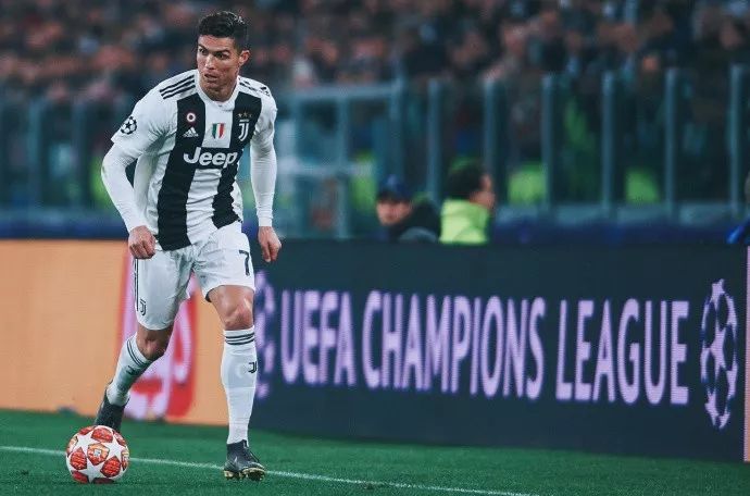 在赛场上的 在赛场上的